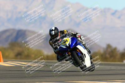 media/Jan-09-2022-SoCal Trackdays (Sun) [[2b1fec8404]]/Turn 14 (10am)/